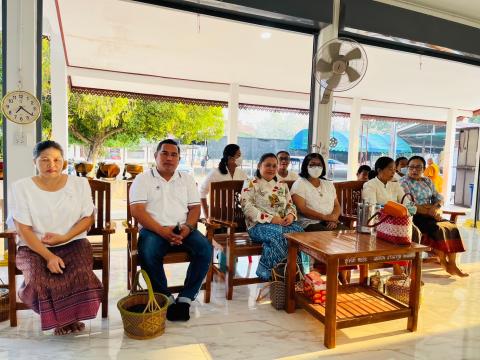 โครงการหิ้วปิ่นโตเข้าวัด
