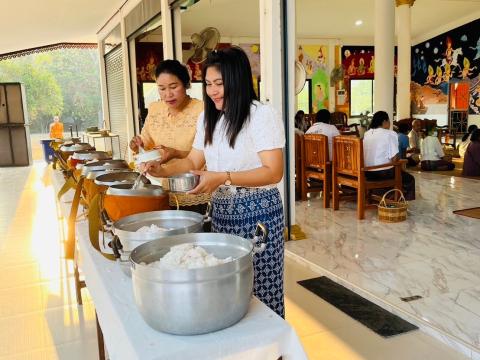 โครงการหิ้วปิ่นโตเข้าวัด