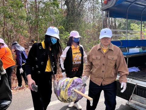 กิจกรรม "Big Cleaning Day"