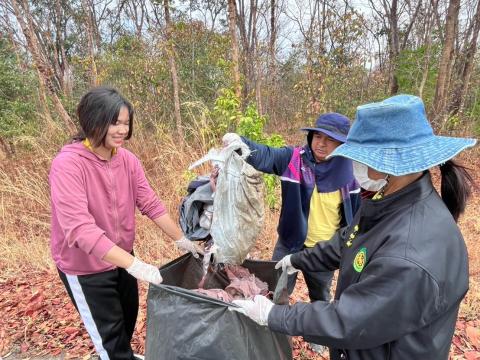 กิจกรรม "Big Cleaning Day"