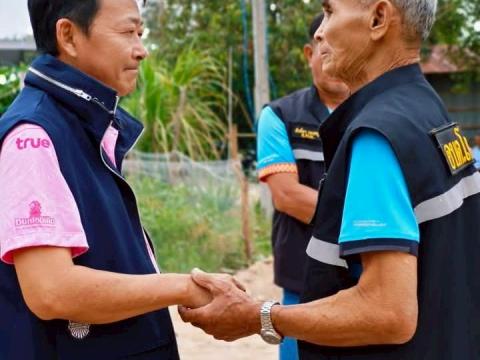 มอบบ้านผู้สูงอายุตามโครงการปรับสภาพแวดล้อมและสิ่งอำนวยความสะดวกของผู้สูงอายุให้เหมาะสมและปลอดภัย ประจำปีงบประมาณ ๒๕๖๘