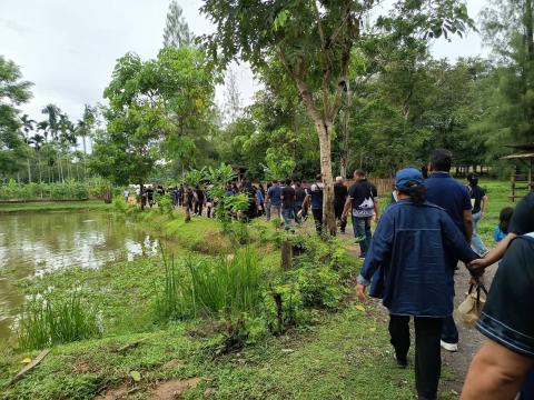 วันที่ 4 กรกฎาคม 2569 ศึกษาดูงานและรับฟังการบรรยายเรื่อง เศรษฐกิจพอเพียงและโคกหนองนาโมเดลของศูนย์ การเรียนรู้โครงการพระราชทานฯ จากเรือนจำชั่วคราวเขาไม้แก้ว