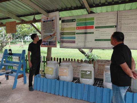 วันที่ 4 กรกฎาคม 2569 ศึกษาดูงานและรับฟังการบรรยายเรื่อง เศรษฐกิจพอเพียงและโคกหนองนาโมเดลของศูนย์ การเรียนรู้โครงการพระราชทานฯ จากเรือนจำชั่วคราวเขาไม้แก้ว