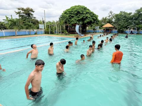 วันที่ 14 กรกฎาคม 2569 โรงเรียนละหานทรายวิทยาจัดกิจกรรม "โครงการว่ายน้ำเพื่อชีวิต"