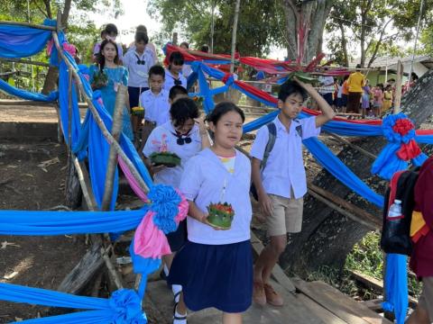 ประเพณีลอยกระทง